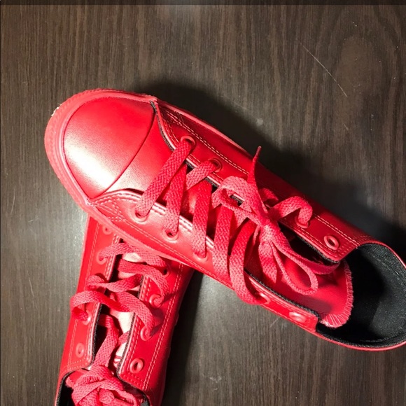 Converse - Picture 3 of 3